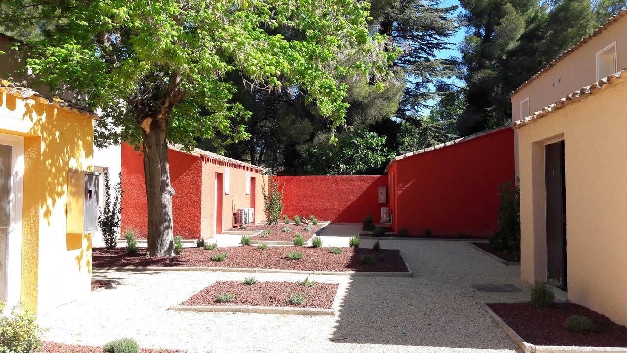 Residence Odalys Le Village Camarguais Les Gardians Arles Exterior photo