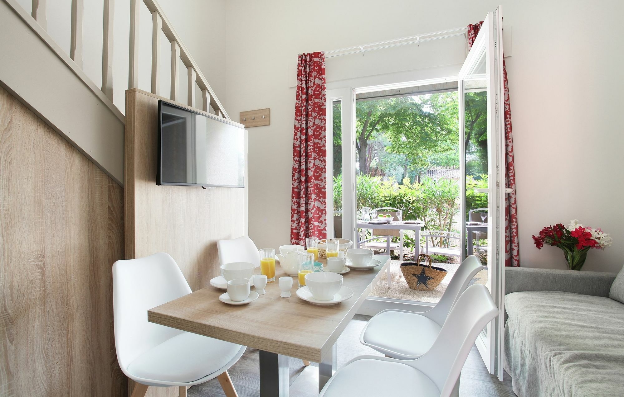 Residence Odalys Le Village Camarguais Les Gardians Arles Exterior photo