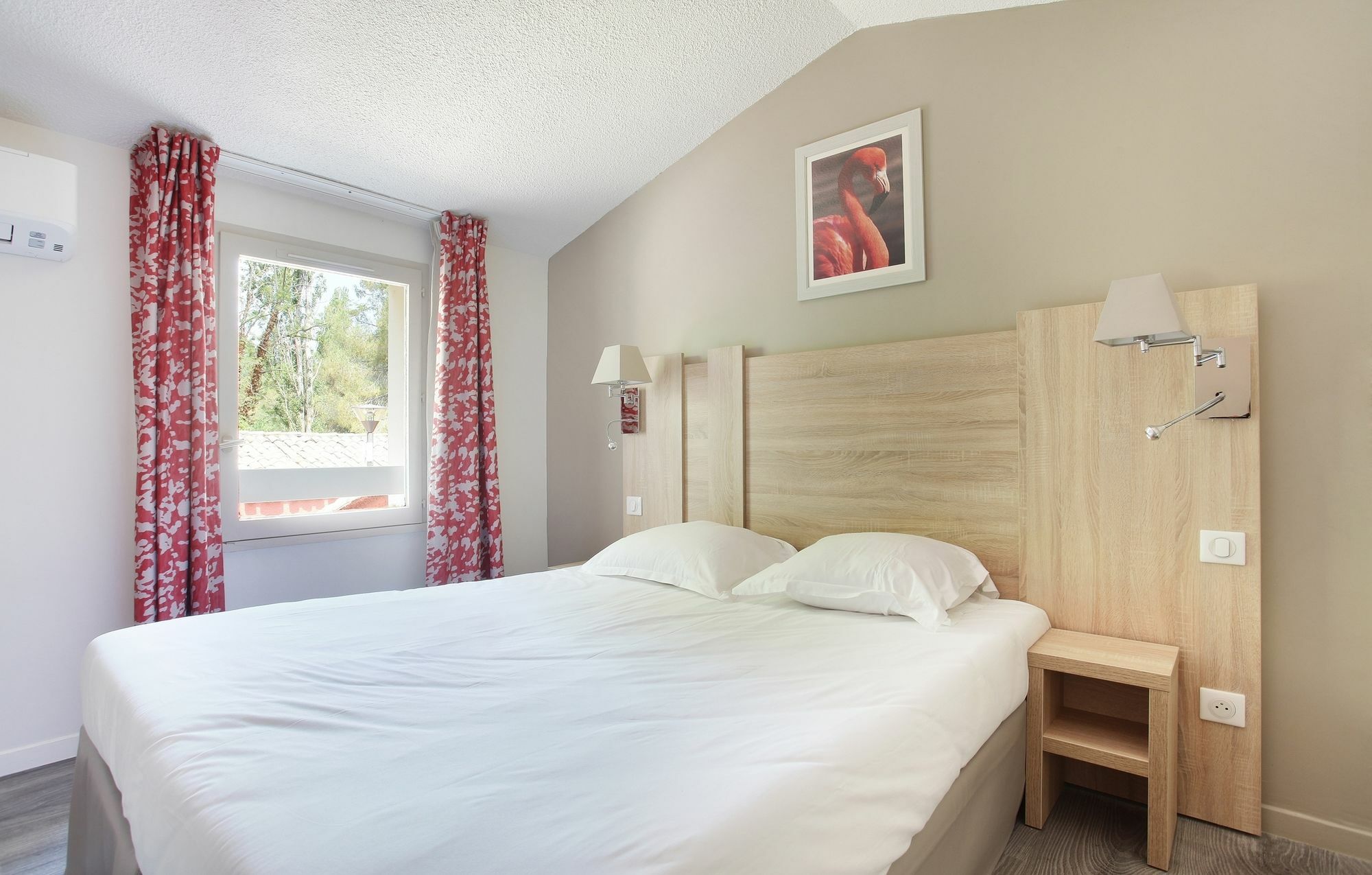 Residence Odalys Le Village Camarguais Les Gardians Arles Exterior photo