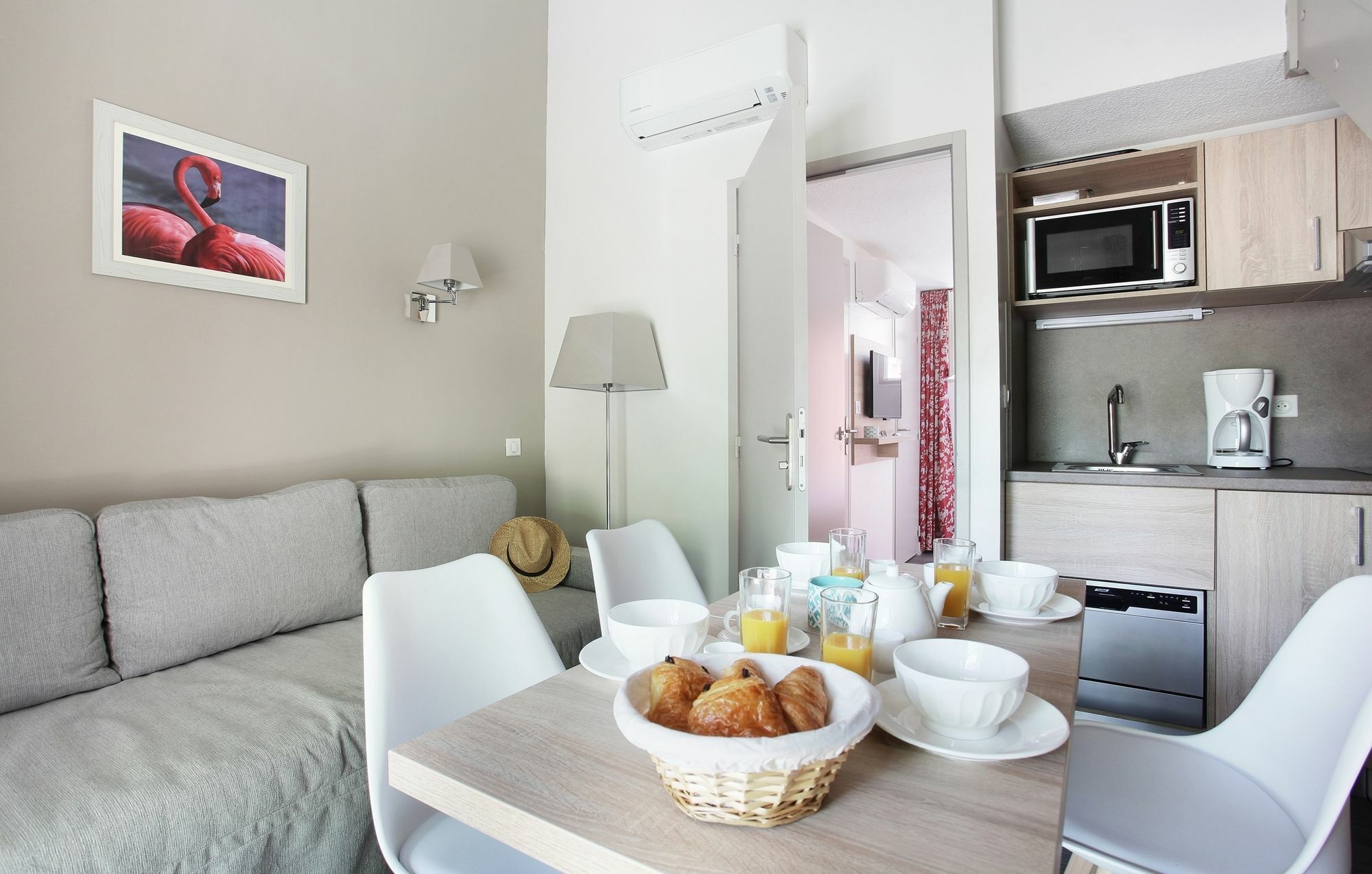 Residence Odalys Le Village Camarguais Les Gardians Arles Exterior photo