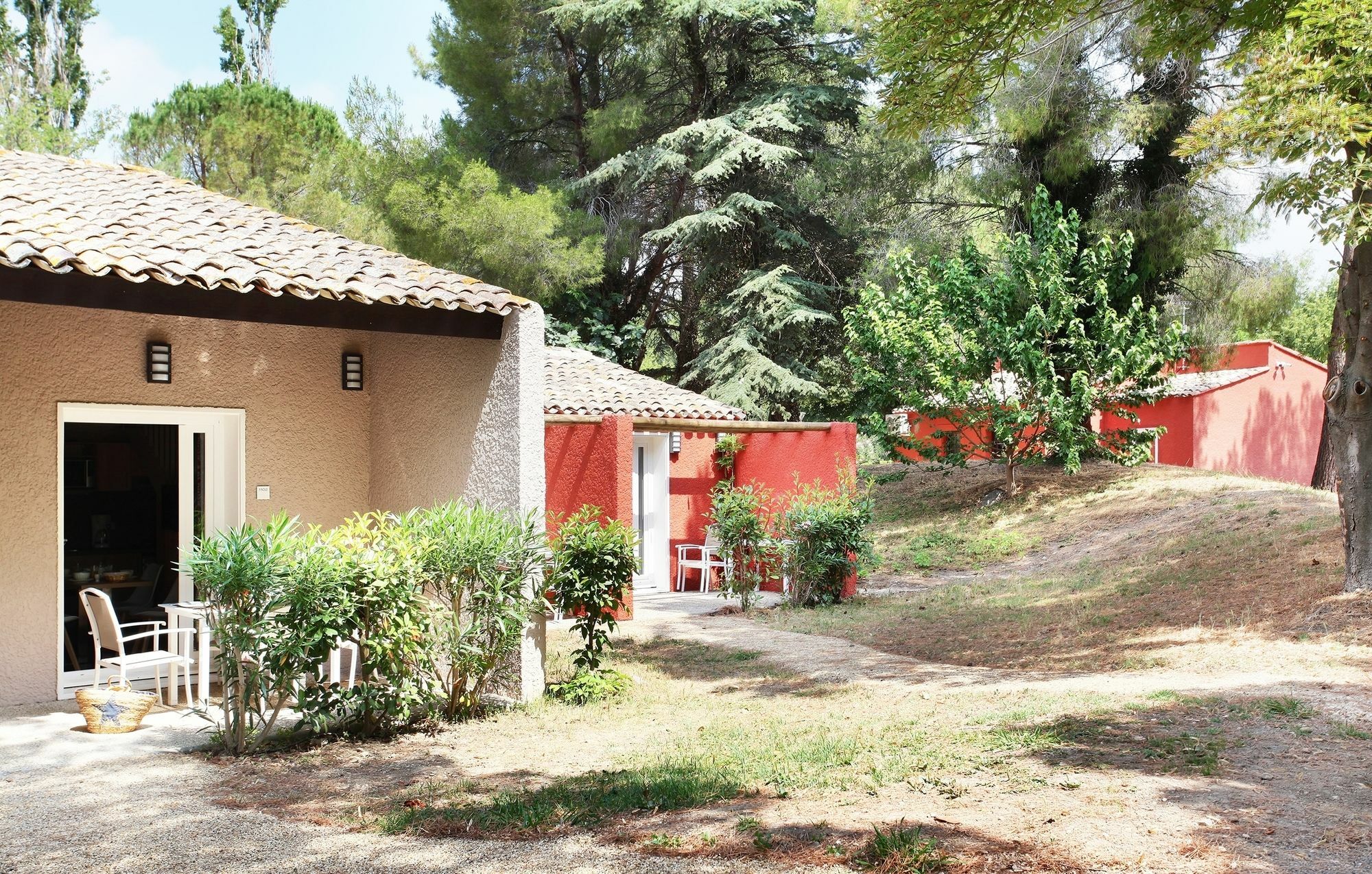 Residence Odalys Le Village Camarguais Les Gardians Arles Exterior photo